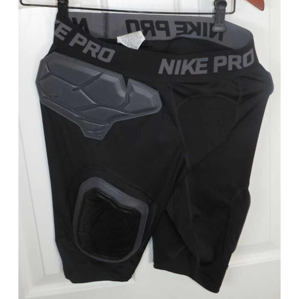 Nike Pro Hyper Strong Padded Football Short Size Medium AQ2732-010 Dri-Fit